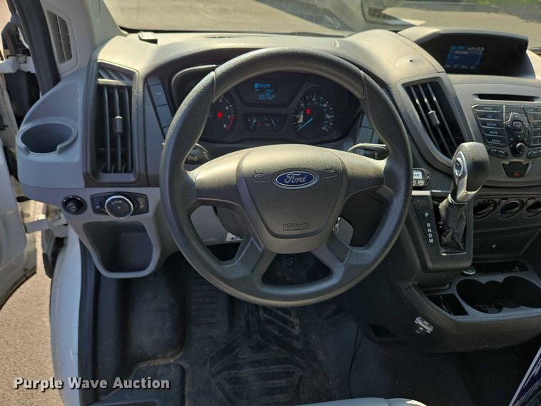 image for item EC4328 2015 Ford Transit 150 van