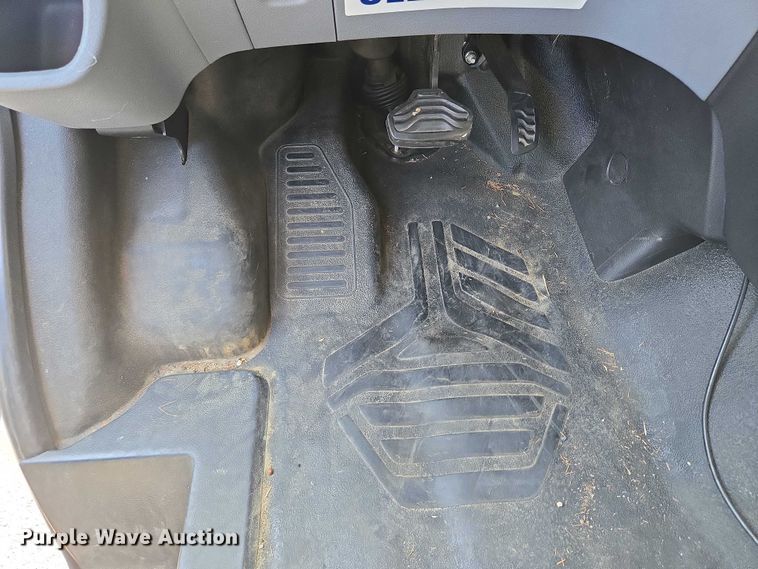 image for item EC4328 2015 Ford Transit 150 van