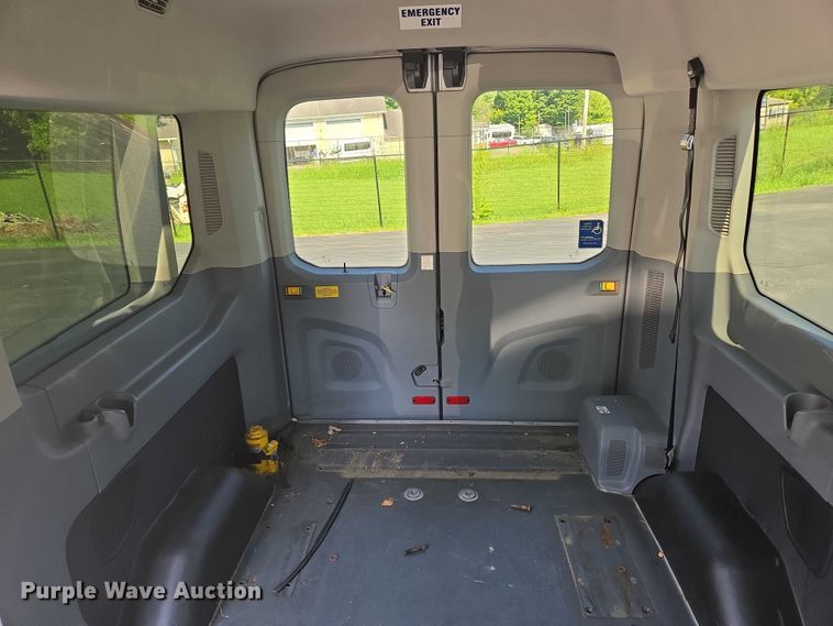 image for item EC4328 2015 Ford Transit 150 van