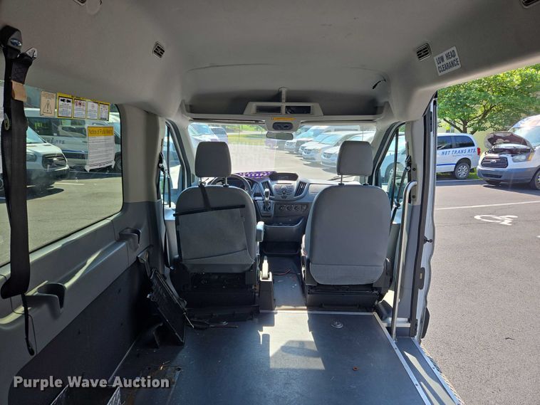 image for item EC4328 2015 Ford Transit 150 van