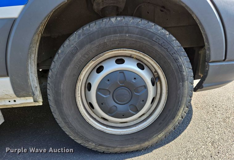 image for item EC4328 2015 Ford Transit 150 van