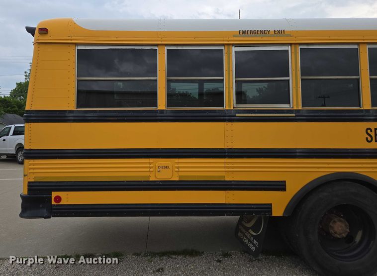 image for item ED2122 2007 Freightliner FS65 school bus