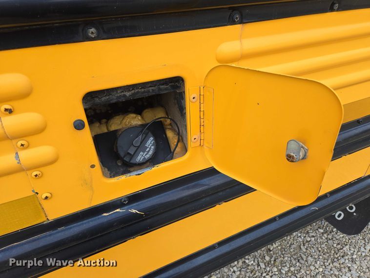 image for item ED2122 2007 Freightliner FS65 school bus