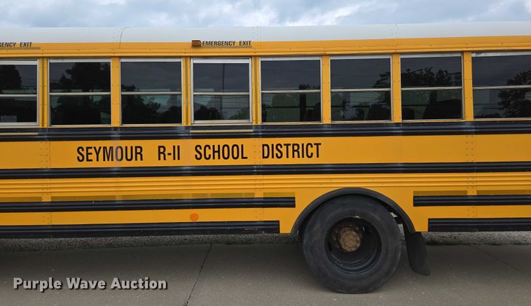 image for item ED2122 2007 Freightliner FS65 school bus