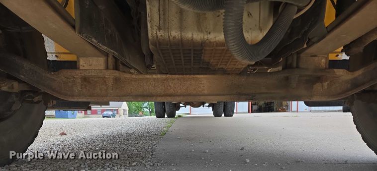 image for item ED2122 2007 Freightliner FS65 school bus