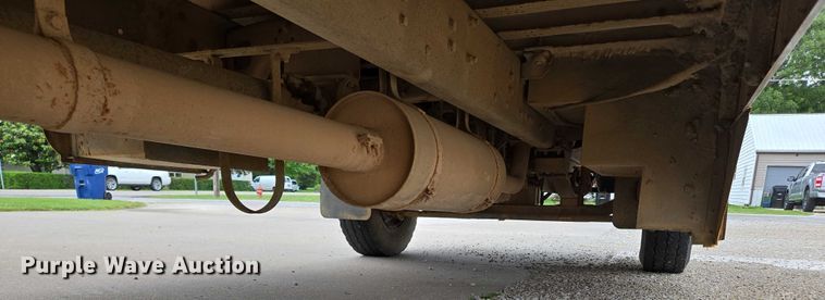 image for item ED2122 2007 Freightliner FS65 school bus