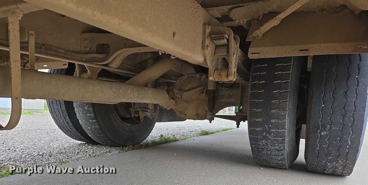 image for item ED2122 2007 Freightliner FS65 school bus