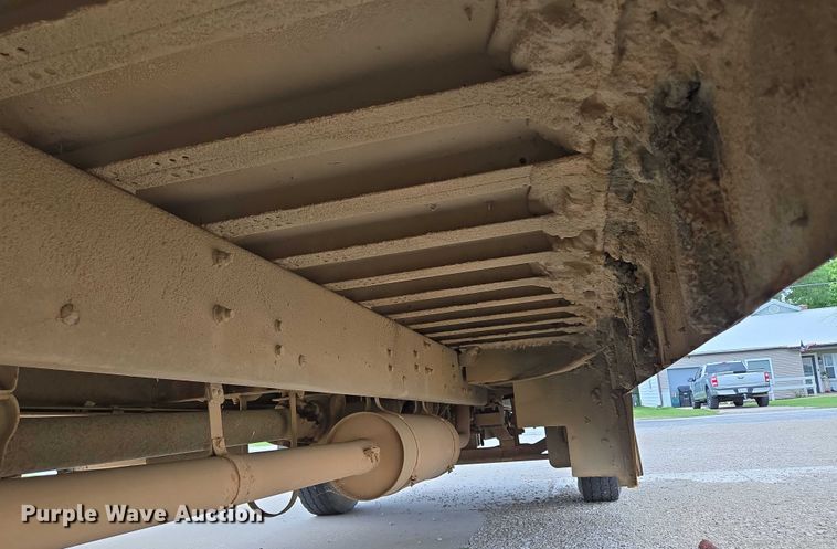 image for item ED2122 2007 Freightliner FS65 school bus