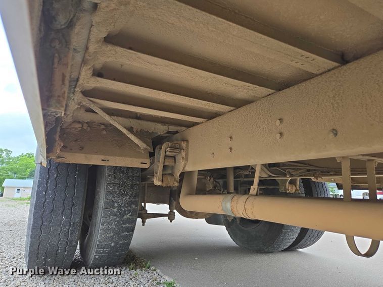 image for item ED2122 2007 Freightliner FS65 school bus