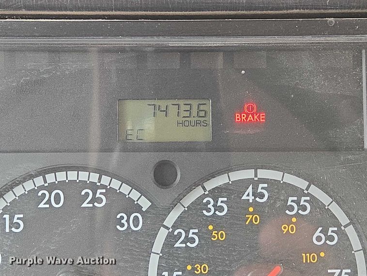 image for item ED2122 2007 Freightliner FS65 school bus