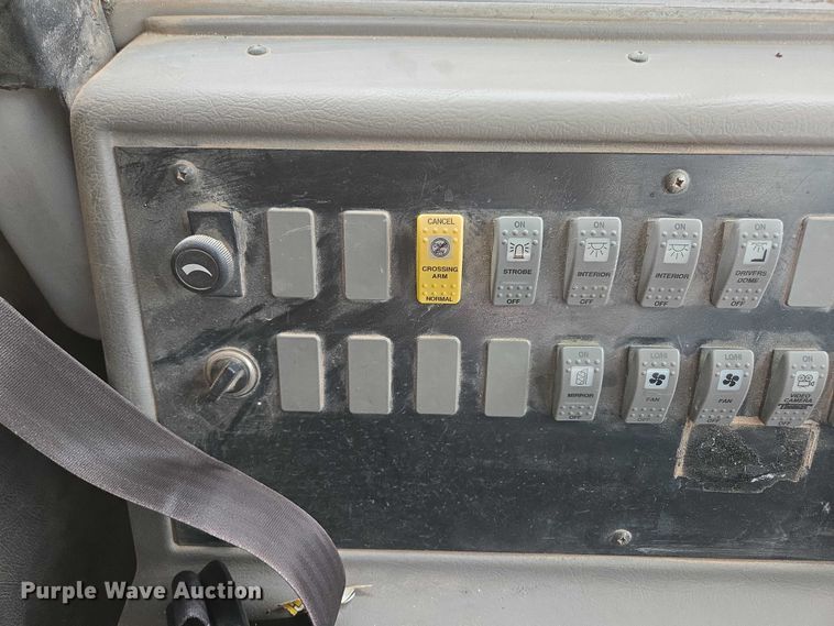 image for item ED2122 2007 Freightliner FS65 school bus