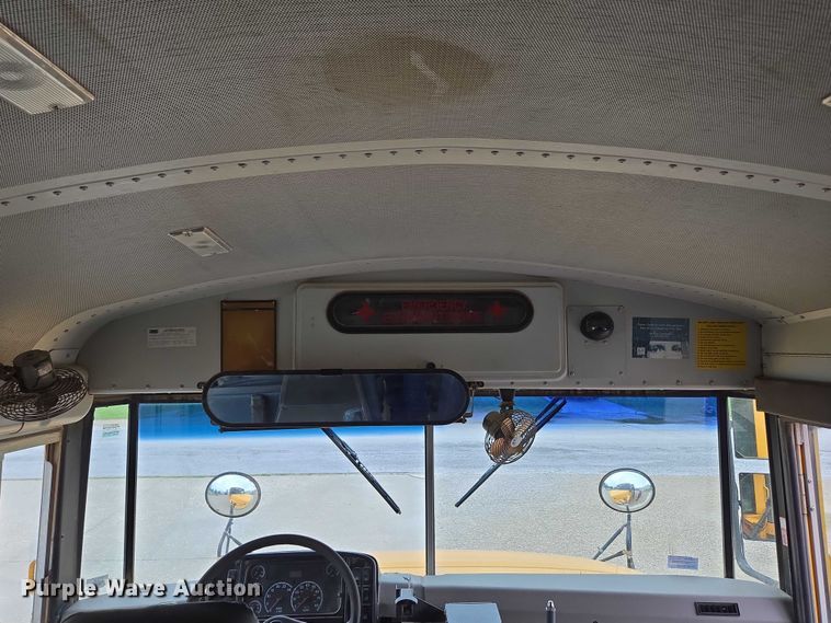 image for item ED2122 2007 Freightliner FS65 school bus