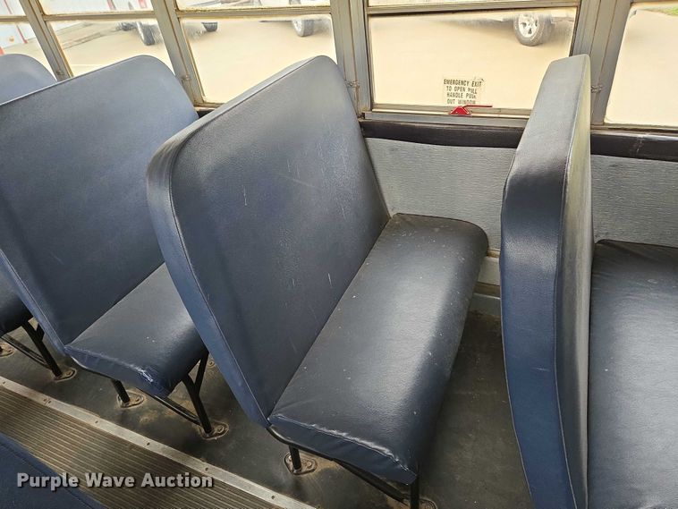 image for item ED2122 2007 Freightliner FS65 school bus