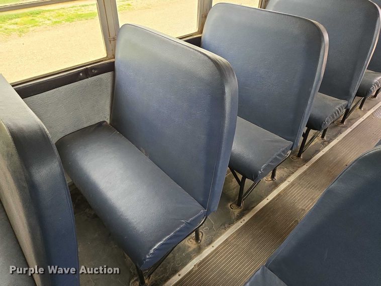 image for item ED2122 2007 Freightliner FS65 school bus