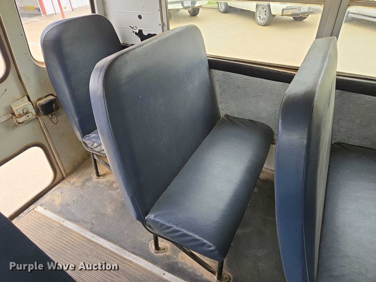 image for item ED2122 2007 Freightliner FS65 school bus