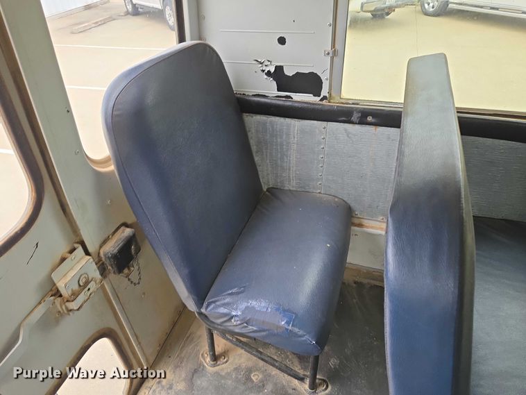 image for item ED2122 2007 Freightliner FS65 school bus