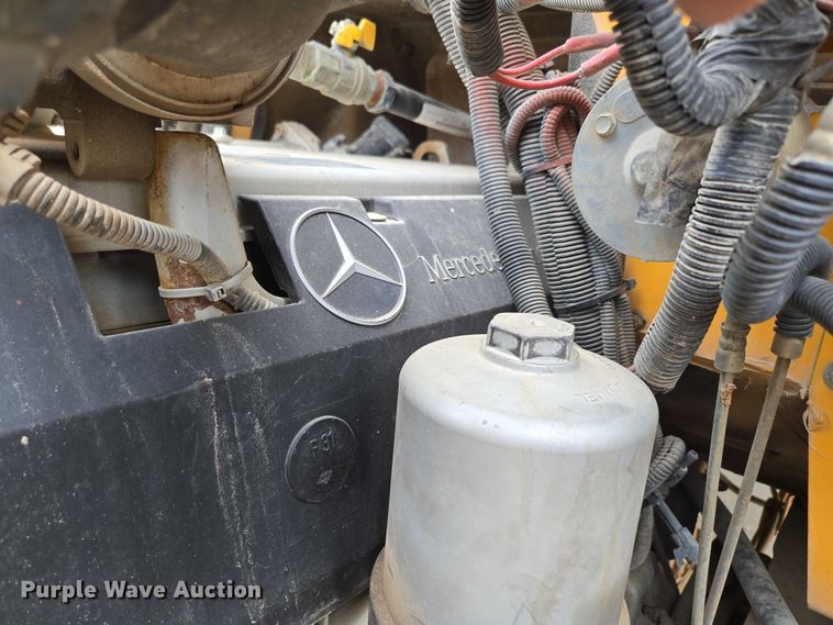 image for item ED2122 2007 Freightliner FS65 school bus