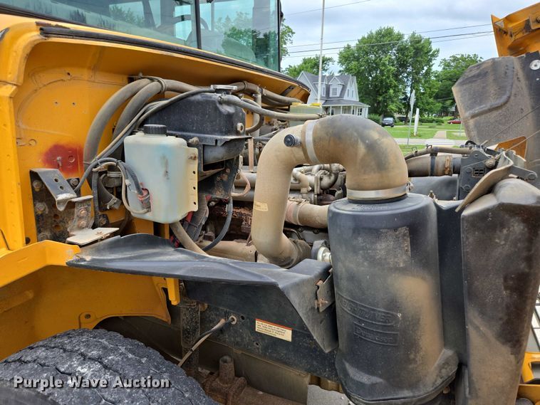 image for item ED2122 2007 Freightliner FS65 school bus