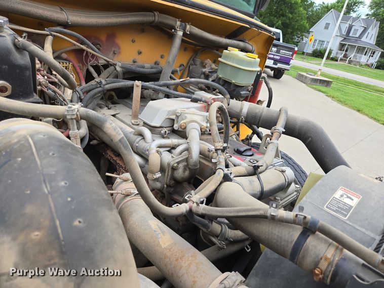 image for item ED2122 2007 Freightliner FS65 school bus