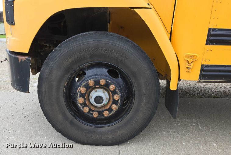 image for item ED2122 2007 Freightliner FS65 school bus