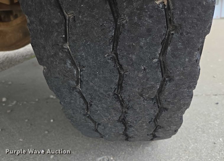 image for item ED2122 2007 Freightliner FS65 school bus