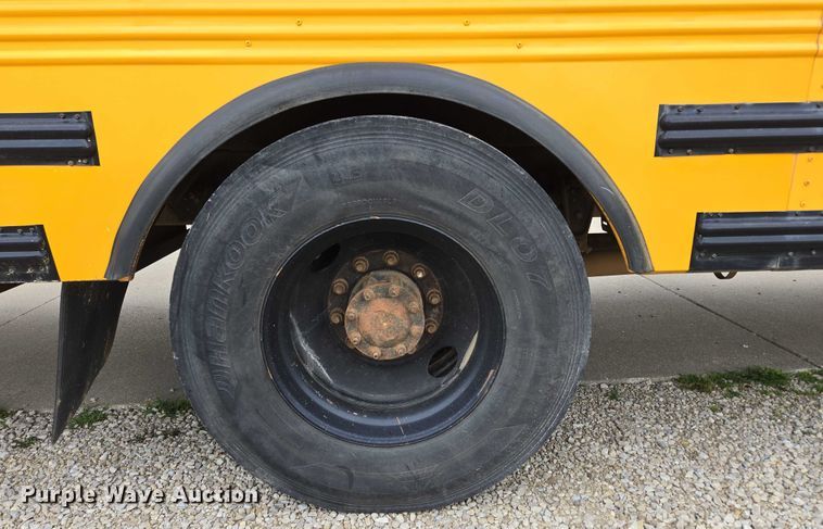 image for item ED2122 2007 Freightliner FS65 school bus