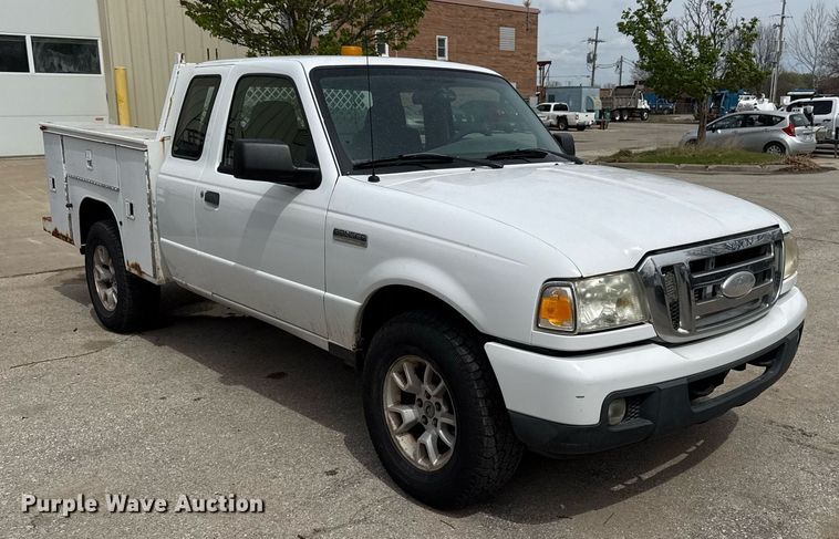 image for item ED4195 2007 Ford Ranger XLT SuperCab utility bed pickup truck
