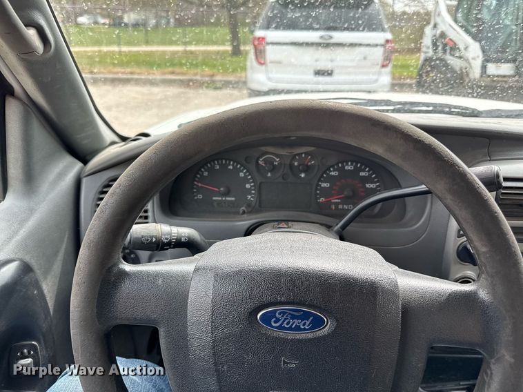 image for item ED4195 2007 Ford Ranger XLT SuperCab utility bed pickup truck