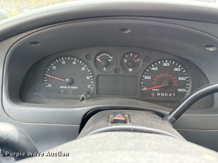 image for item ED4195 2007 Ford Ranger XLT SuperCab utility bed pickup truck