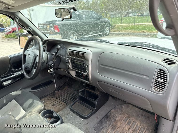 image for item ED4195 2007 Ford Ranger XLT SuperCab utility bed pickup truck