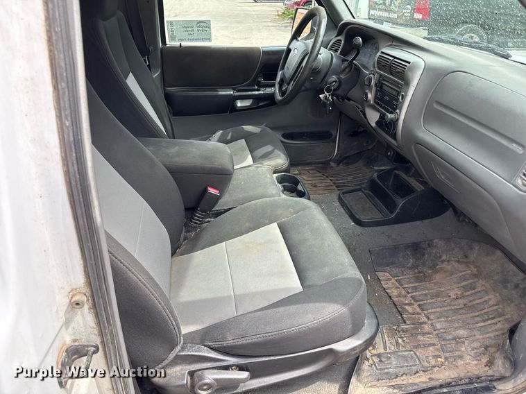image for item ED4195 2007 Ford Ranger XLT SuperCab utility bed pickup truck