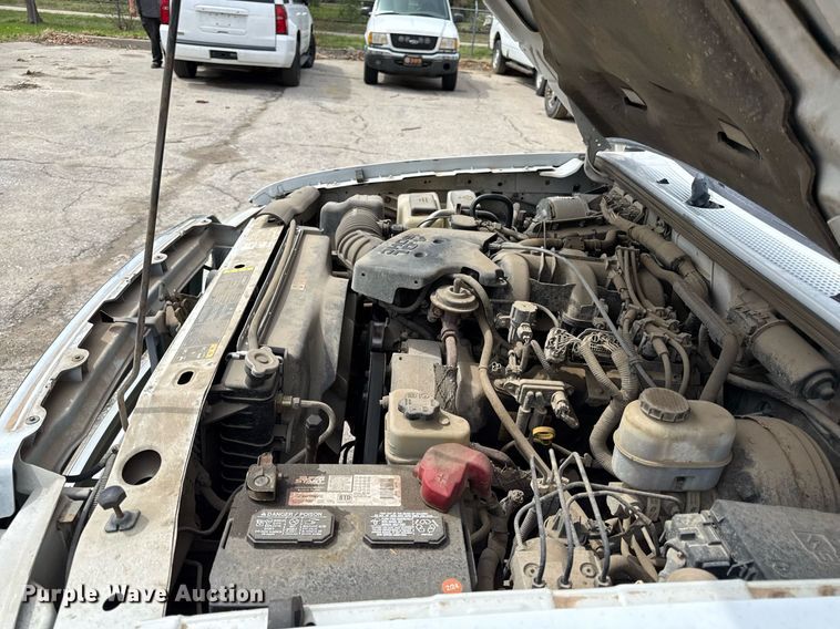 image for item ED4195 2007 Ford Ranger XLT SuperCab utility bed pickup truck