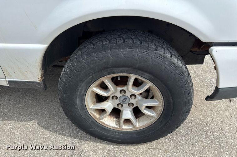 image for item ED4195 2007 Ford Ranger XLT SuperCab utility bed pickup truck