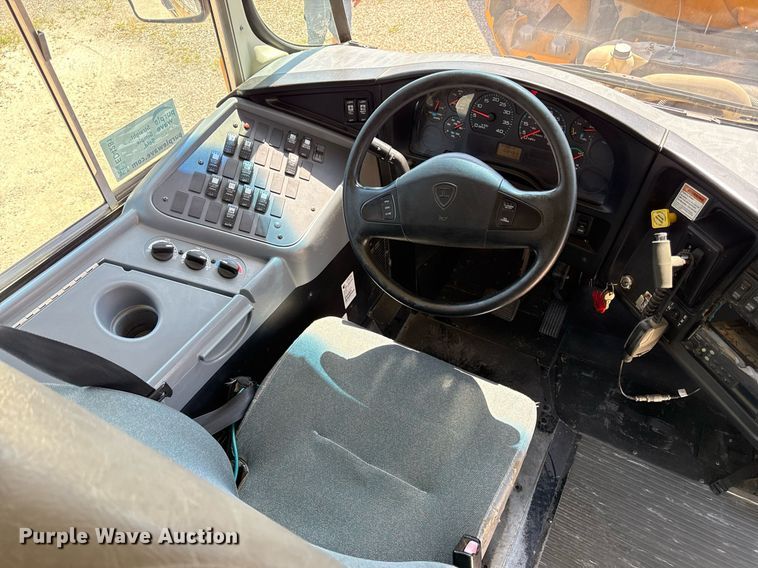 image for item ED4281 2008 IC CE200 school bus