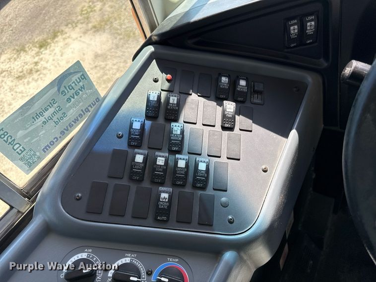 image for item ED4281 2008 IC CE200 school bus