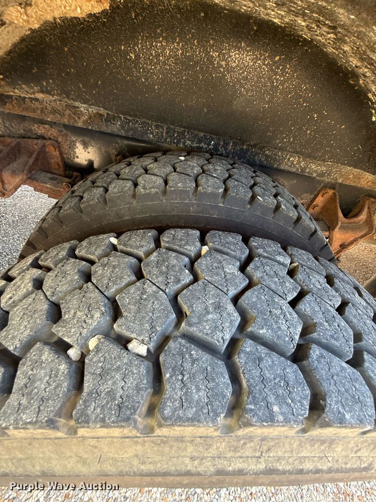 image for item ED4281 2008 IC CE200 school bus