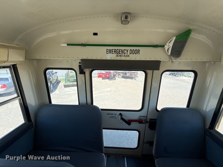 image for item ED4282 2008 IC CE200 school bus
