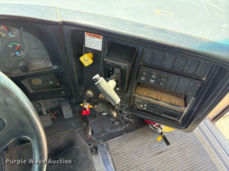 image for item ED4282 2008 IC CE200 school bus