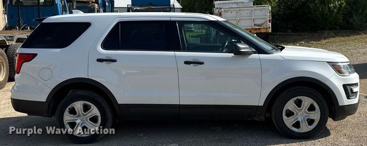 image for item ED4302 2017 Ford Explorer Police Interceptor SUV
