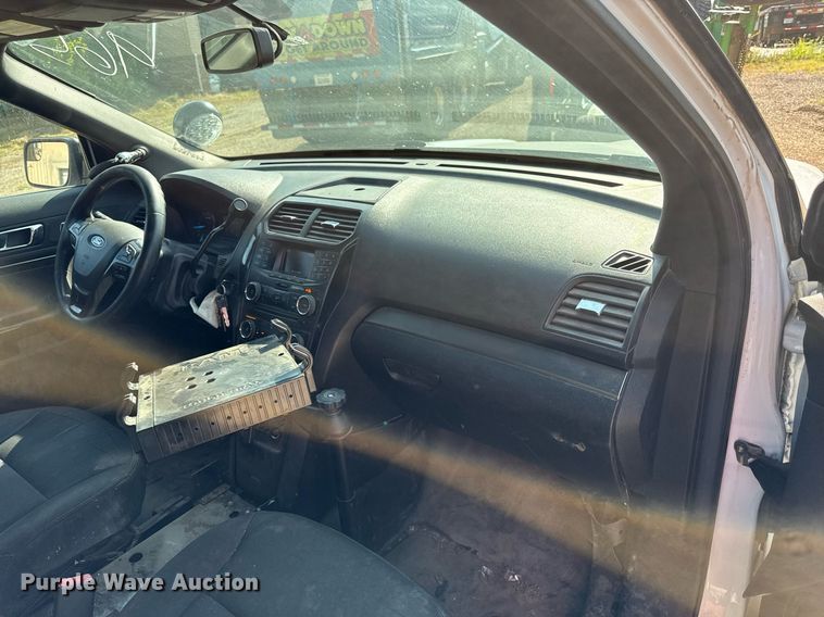 image for item ED4302 2017 Ford Explorer Police Interceptor SUV