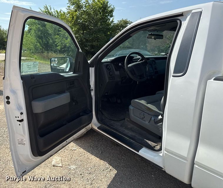 image for item ED4303 2011 Ford F150 pickup truck