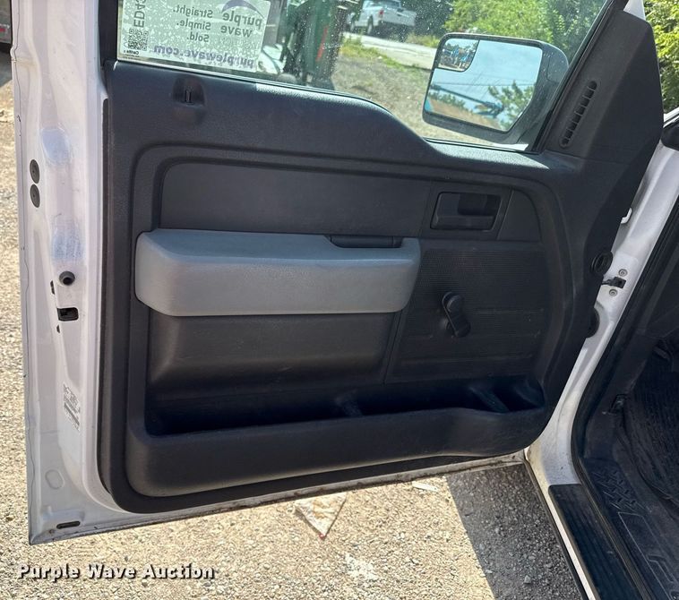 image for item ED4303 2011 Ford F150 pickup truck