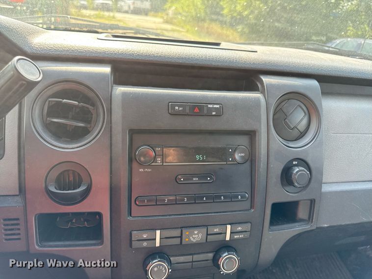 image for item ED4303 2011 Ford F150 pickup truck