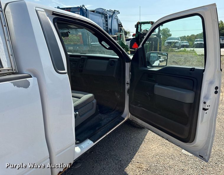 image for item ED4303 2011 Ford F150 pickup truck