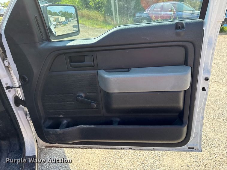 image for item ED4303 2011 Ford F150 pickup truck