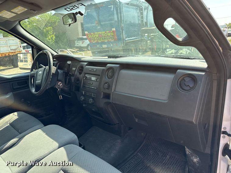 image for item ED4303 2011 Ford F150 pickup truck