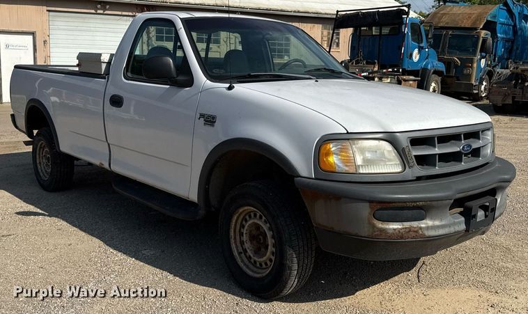 image for item ED4304 1998 Ford F150 pickup truck