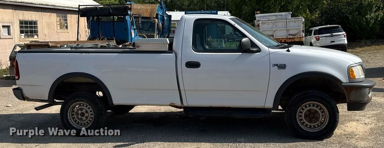 image for item ED4304 1998 Ford F150 pickup truck