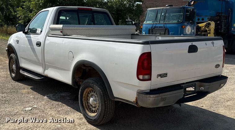 image for item ED4304 1998 Ford F150 pickup truck