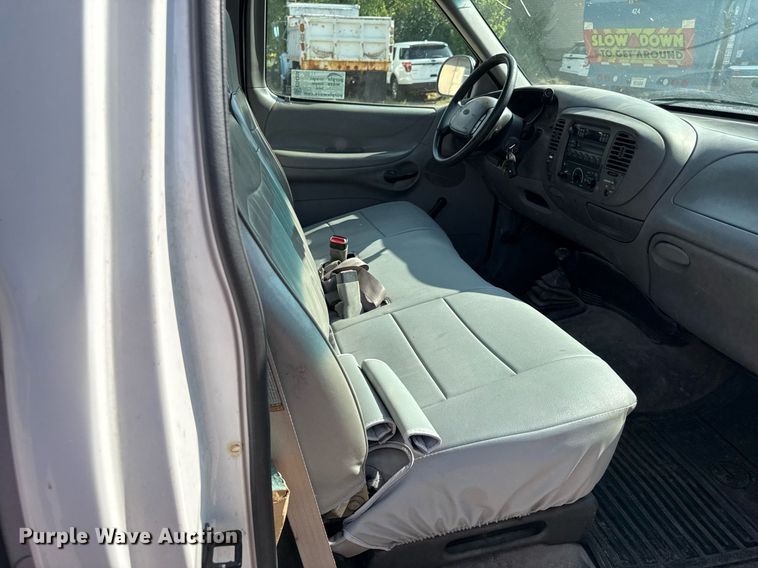 image for item ED4304 1998 Ford F150 pickup truck